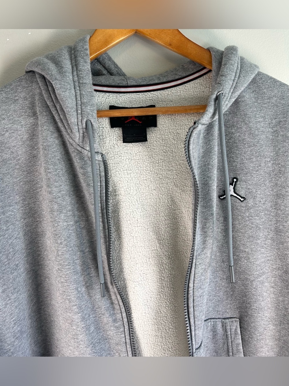 Nike Jordan Essential Men’s Fleece Full Zip Hoodie Sweater L Carbon Heather EUC - Picture 6 of 10